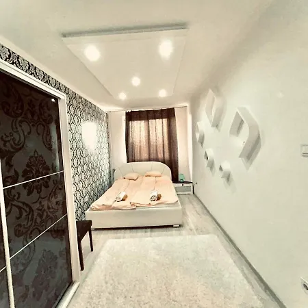 Rebeka 1 Apartamento