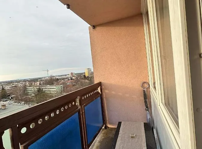 Appartement Rebeka 1 *